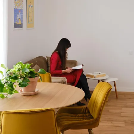 Апартаменты Blonde I One Bedroom I One Cotroceni Park *