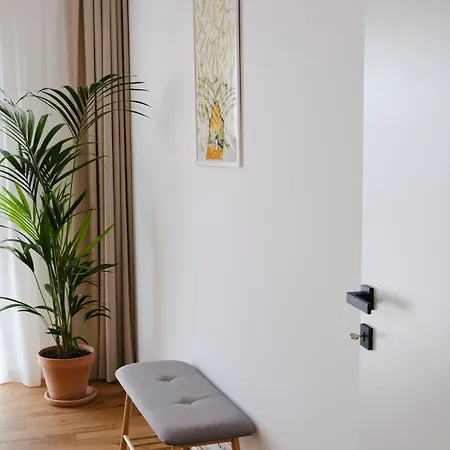 Blonde I One Bedroom I One Cotroceni Park *