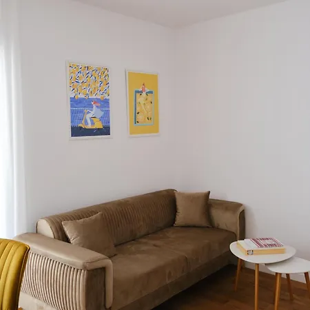 Blonde I One Bedroom I One Cotroceni Park Appartement *