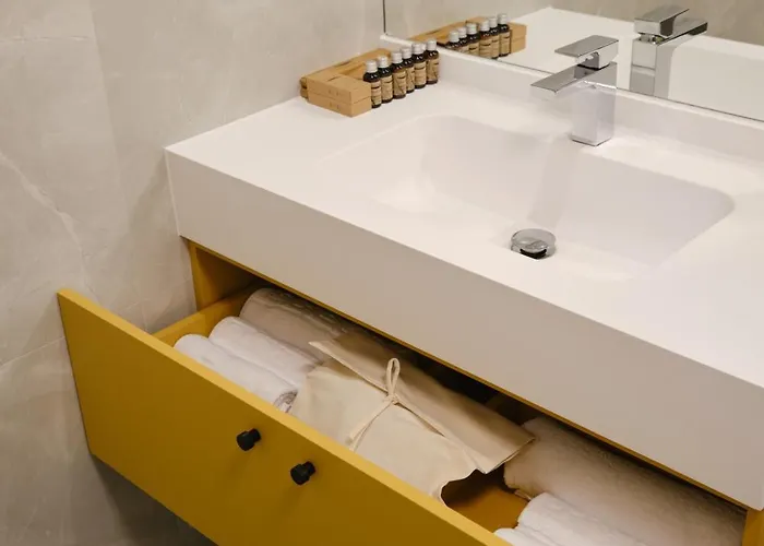 아파트 Blonde I One Bedroom I One Cotroceni Park *